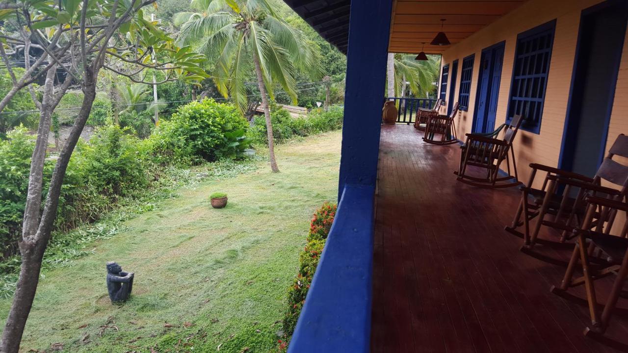 Hotel Los Mangos Montezuma Exterior photo